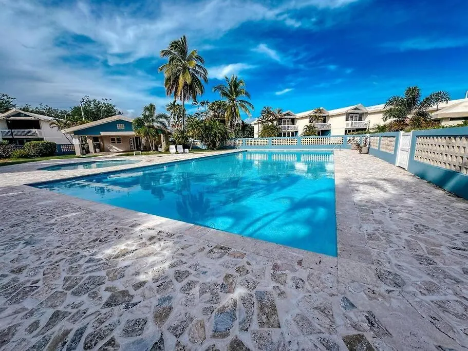 Casa Arroyo Oceanfront Apt In Campomar Resort